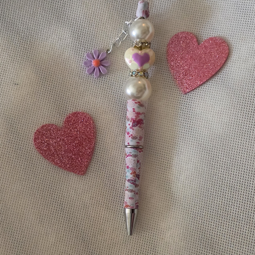 Floral Beaded Pen with Pink Accents